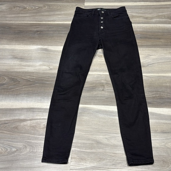 Zara Women's Dark wash Jeans size 2 - Picture 2 of 8